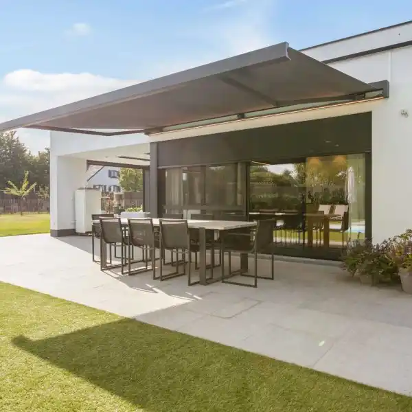 zonwering Nij Altoenae